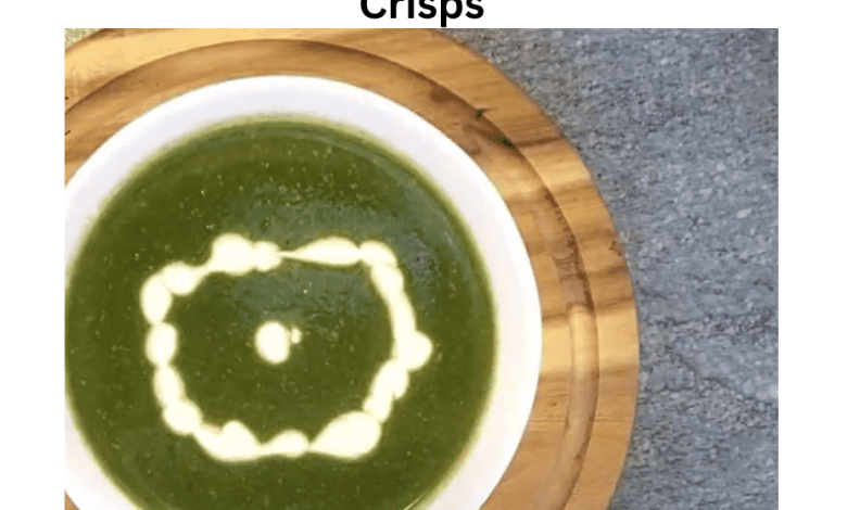 Keto Creamy Spinach Soup with Parmesan Crisps