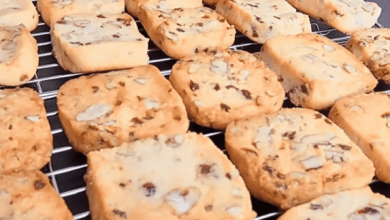 Keto Shortbread Cookies